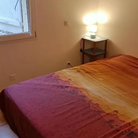 Casa vacanze Location Rez De Maison Dans Quartier Saint-Raphaël