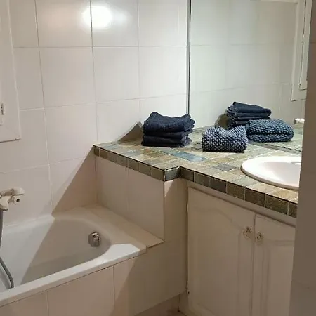 Location Rez De Maison Dans Quartier